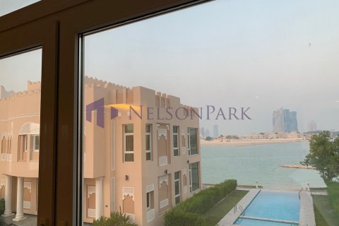5 bedrooms Villa in Doha, Qatar No. 58388 2