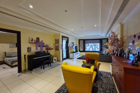 1 bedroom Apartment in Doha, Qatar No. 57207 3
