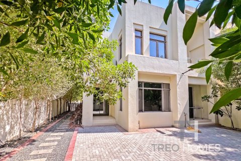 Villa de 3 dormitorios en Reem, UAE No. 81797 2