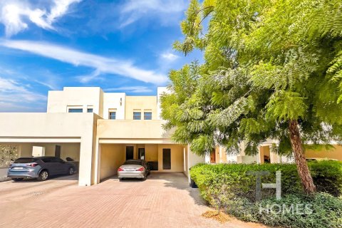 Villa de 3 dormitorios en Reem, UAE No. 81797 5