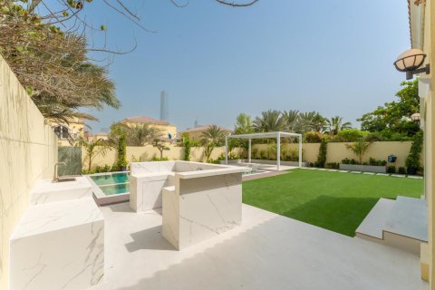 Villa de 4 chambres à Legacy, UAE No. 101614 27