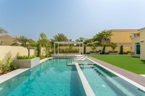 Villa de 4 chambres à Legacy, UAE No. 101614 28