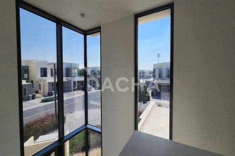 Villa de 4 chambres à Maple 1, UAE No. 25279 9