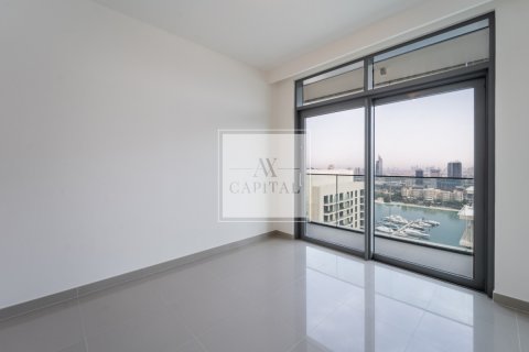 Apartment de 2 dormitorios en EMAAR Beachfront, UAE No. 25940 14