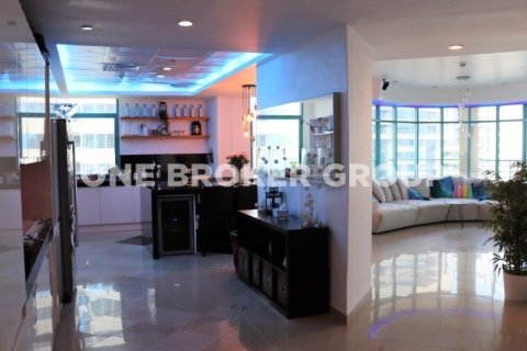 3 bedrooms Apartment in Marina Crown, UAE No. 94884 2