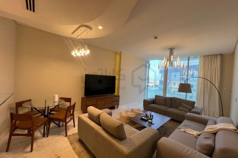 2 bedrooms Apartment in Manama, Bahrain No. 105505 2
