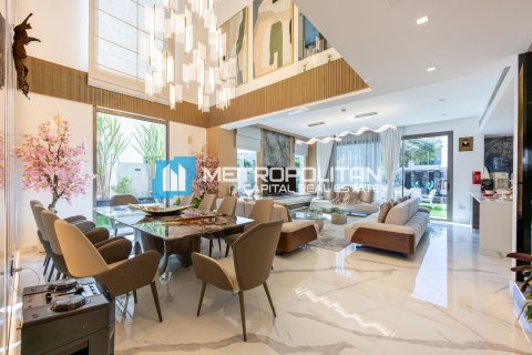 4 bedrooms Villa on the Yas Island, UAE No. 46812 3