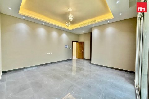 Villa de 6 dormitorios  No. 87325 16