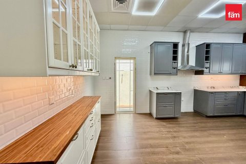 Villa de 6 dormitorios  No. 87325 3