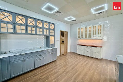 Villa de 6 dormitorios  No. 87325 21