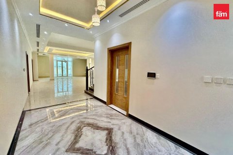 Villa de 6 dormitorios  No. 87325 5