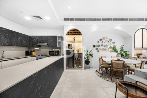 Villa de 4 dormitorios en Al Furjan, UAE No. 68370 20