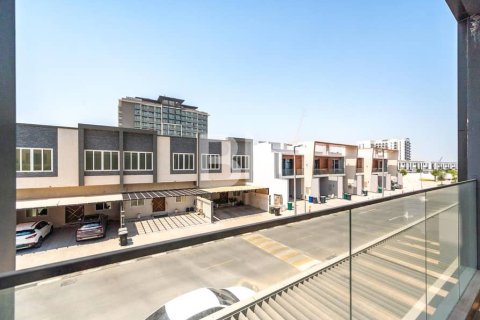 Villa de 4 dormitorios en Al Furjan, UAE No. 68370 7