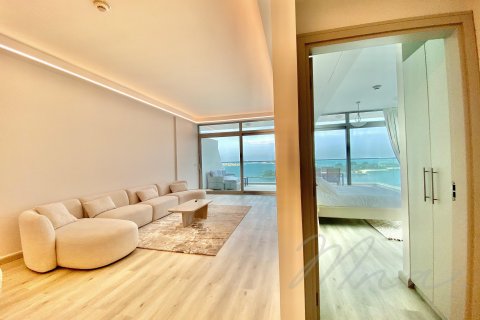 Квартира с 2 спальнями в Azure Residences, ОАЭ №55325 3