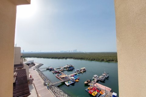 2 bedrooms Apartment in Al Salam Street, UAE No. 96456 9