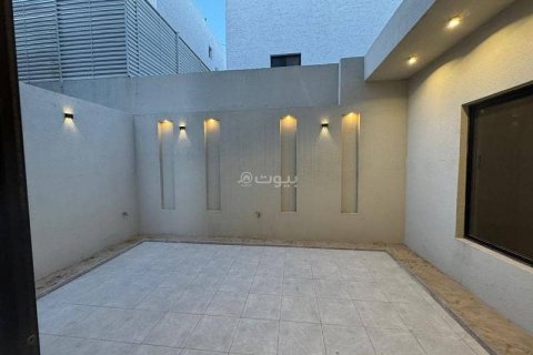 Villa de 6 chambres à Khobar, Saudi Arabia No. 60459 9