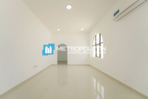 6 غرفة نوم  فيلا  رقم 106841 11