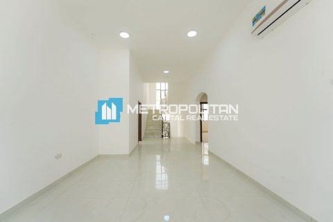 6 غرفة نوم  فيلا  رقم 106841 5