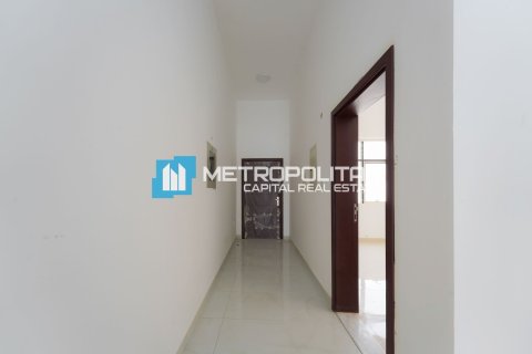 6 غرفة نوم  فيلا  رقم 106841 7