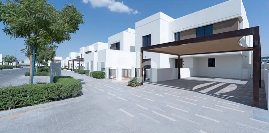 5 bedrooms Villa on the Yas Island, UAE No. 63262