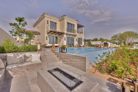 Villa de 5 dormitorios en Abu Dhabi, UAE No. 90374 2