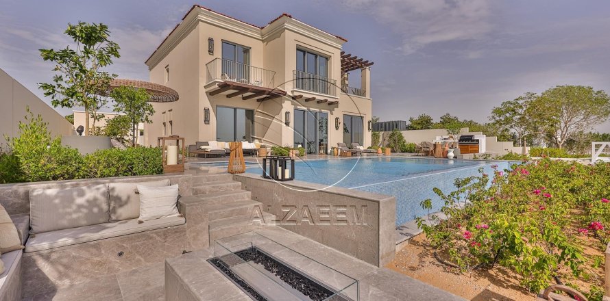 Villa de 5 dormitorios en Abu Dhabi, UAE No. 90374