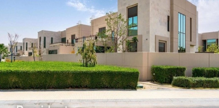 5 bedrooms Villa in Meydan, UAE No. 2291