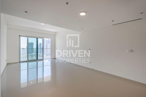 2 غرف نوم شقة في EMAAR Beachfront, الإمارات العربية المتحدة رقم 83250 3