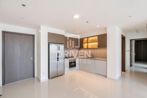 2 غرف نوم شقة في EMAAR Beachfront, الإمارات العربية المتحدة رقم 83250 13