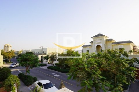 Villa de 4 chambres à Al Furjan, UAE No. 7030 14