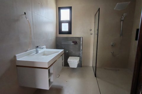 Villa Gemela de 5 dormitorios en Al Ansab, Oman No. 99334 11