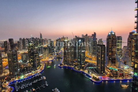 Apartment de 1 dormitorio en The Address Dubai Marina, UAE No. 76296 3