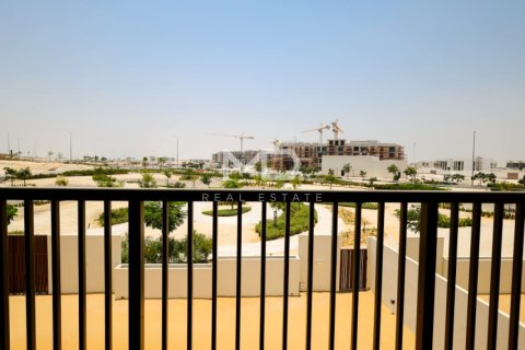 4 bedrooms Villa in Abu Dhabi, UAE No. 43892 30