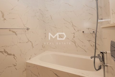 3 bedrooms Townhouse in Abu Dhabi, UAE No. 43877 36