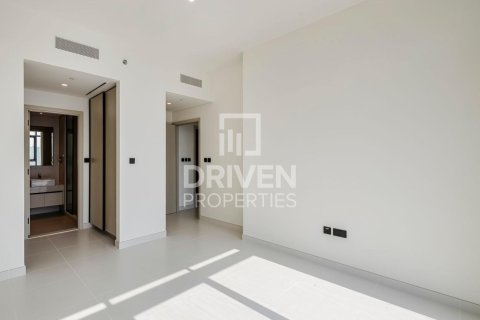 2 غرف نوم شقة في EMAAR Beachfront, الإمارات العربية المتحدة رقم 31811 13