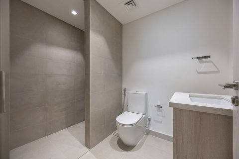 Commercial property de 3 dormitorios en  Yas Island, UAE No. 79544 13