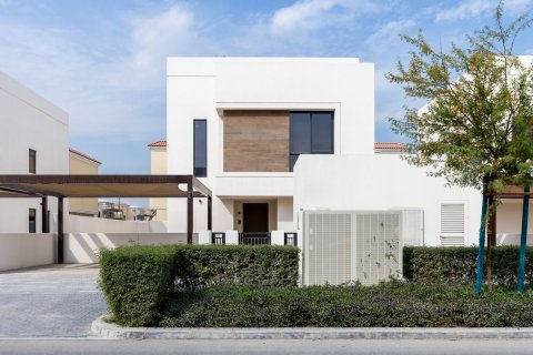 Commercial property de 3 dormitorios en  Yas Island, UAE No. 79544 2