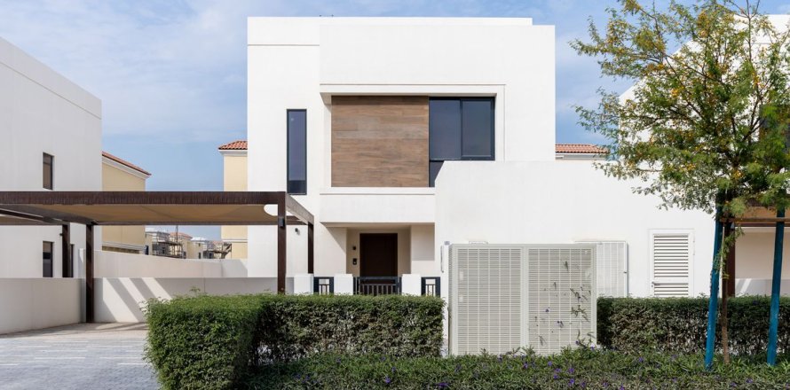 Commercial property de 3 dormitorios en  Yas Island, UAE No. 79544