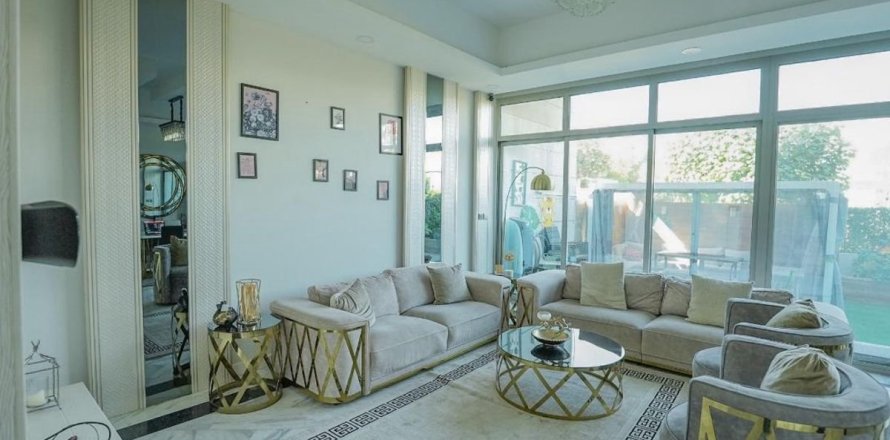 Villa de 4 chambres à Al Furjan, UAE No. 104650