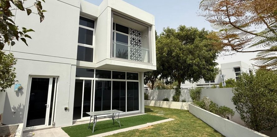 Townhouse de 3 chambres à Dubai, UAE No. 104652