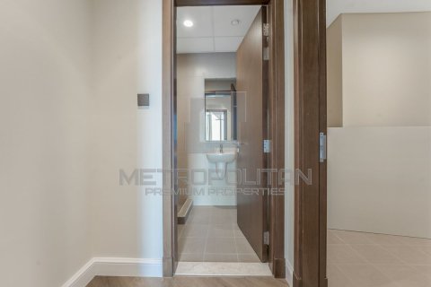 Apartment de 3 dormitorios en Al Wasl, UAE No. 9850 21