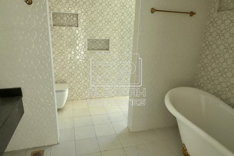 Villa de 3 dormitorios en Al Zorah, UAE No. 75861 26