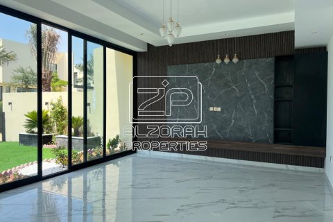 Villa de 3 dormitorios en Al Zorah, UAE No. 75861 10