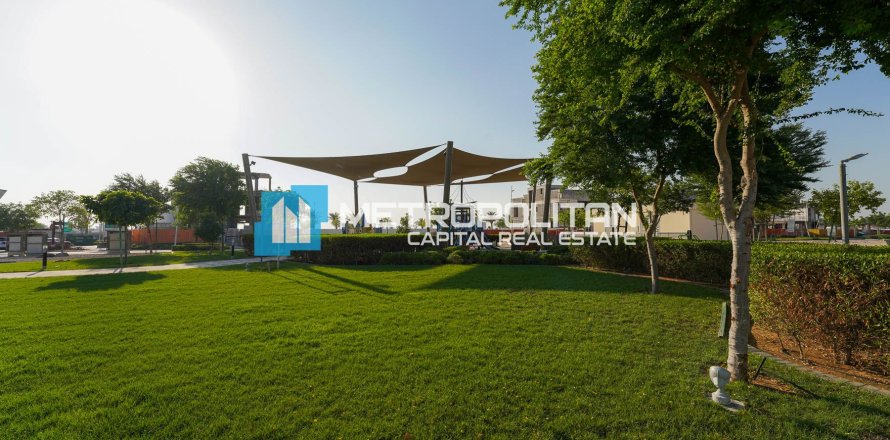 Villa de 6 dormitorios No. 71074