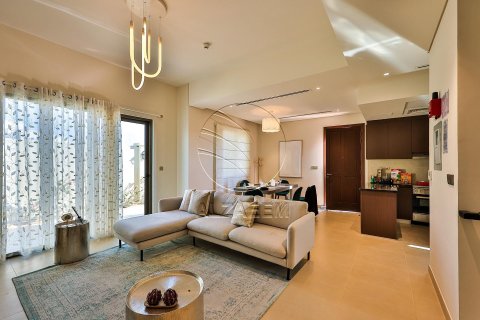 Townhouse de 2 chambres à Khalifa City, UAE No. 91325 25