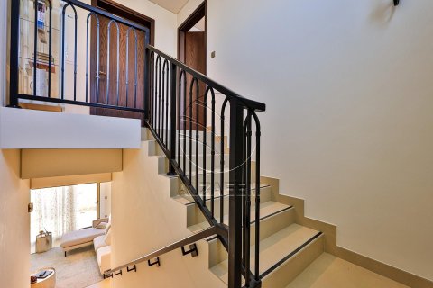 Townhouse de 2 chambres à Khalifa City, UAE No. 91325 13