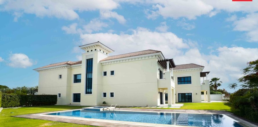 Villa de 7 chambres à Dubai, UAE No. 100983