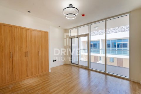 Villa de 4 chambres à Dubai Land, UAE No. 84364 17