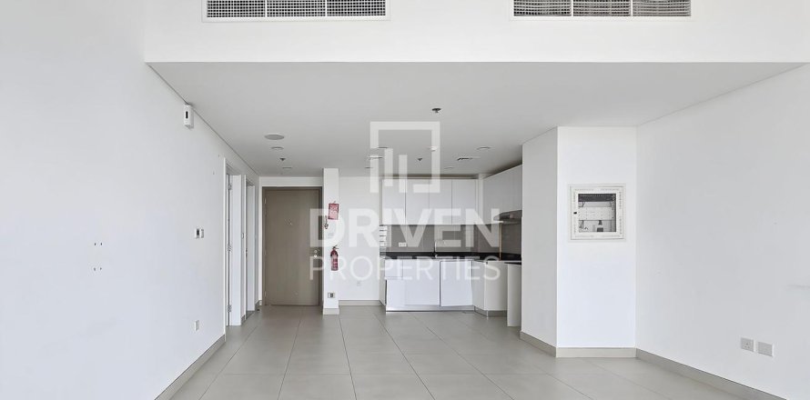Appartement de 1 chambre à The Pulse, UAE No. 84382