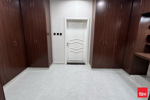 Villa de 5 chambres à Al Aweer, UAE No. 88672 4